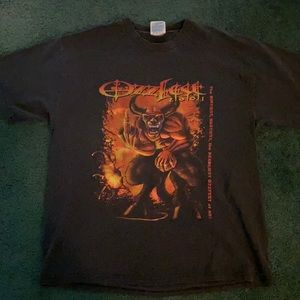 Men’s L Ozzfest 2001 Tour Shirt